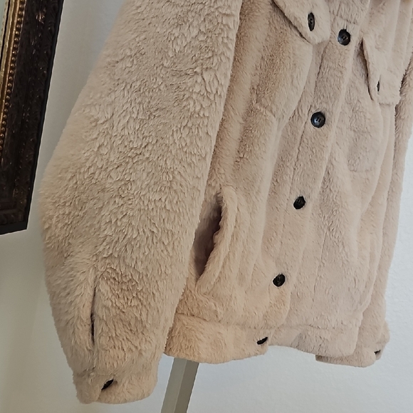 Ci Sono Bone Tan Color Button Up Furry Fur Womens Coat - 2X - Picture 7 of 15